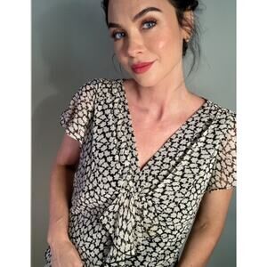 Vintage 90s Romantic Flower Frill Top Black White Floral Print  ~ Sz 12 Fits M/L